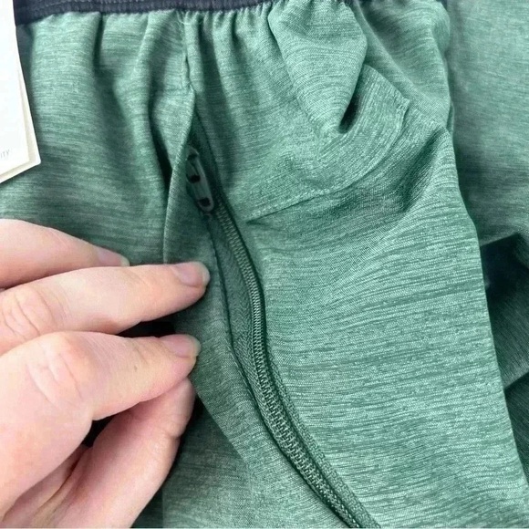 Adidas Men’s XS Maxis Woven 3.0 Training Shorts Green Athletic Basketball Gym - Picture 6 of 10